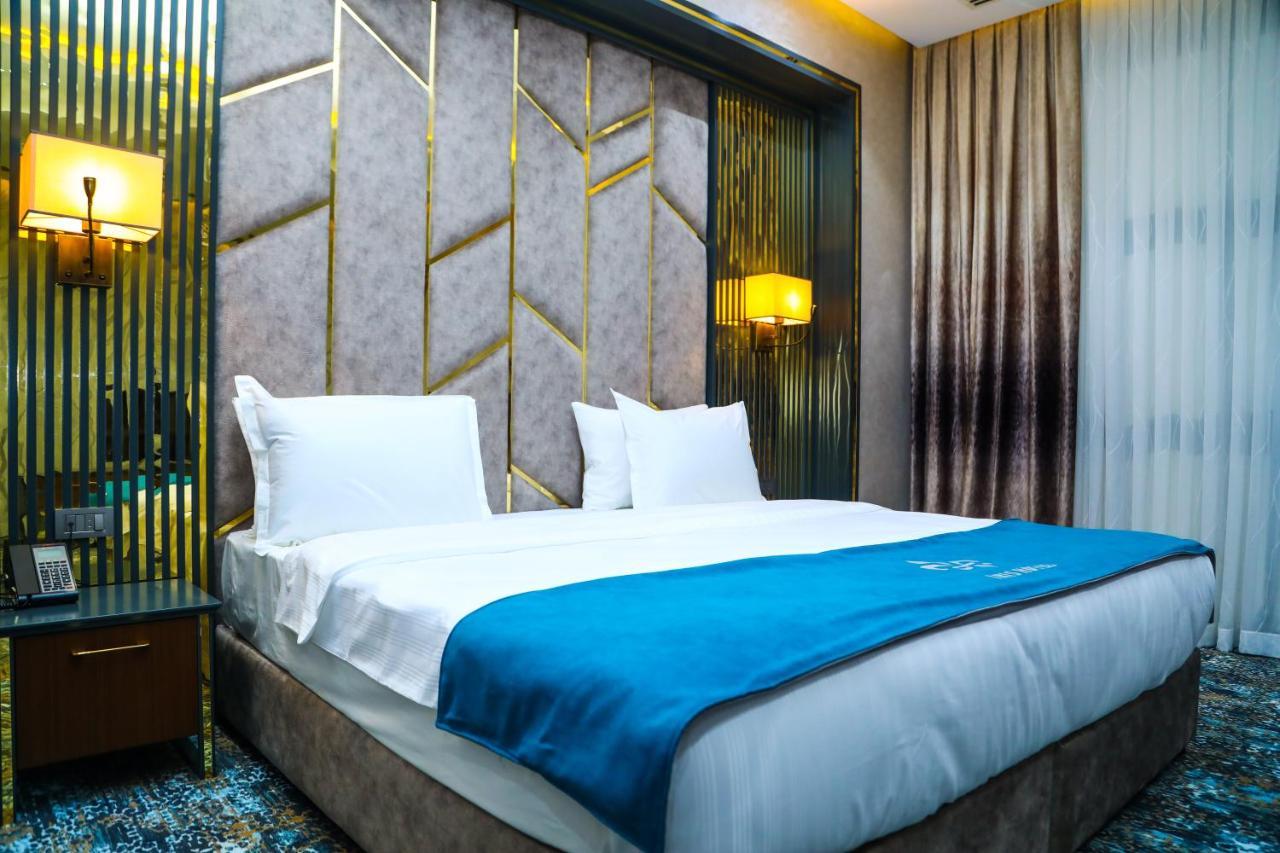 Iris Hotel Baku - Halal Hotel ภายนอก รูปภาพ