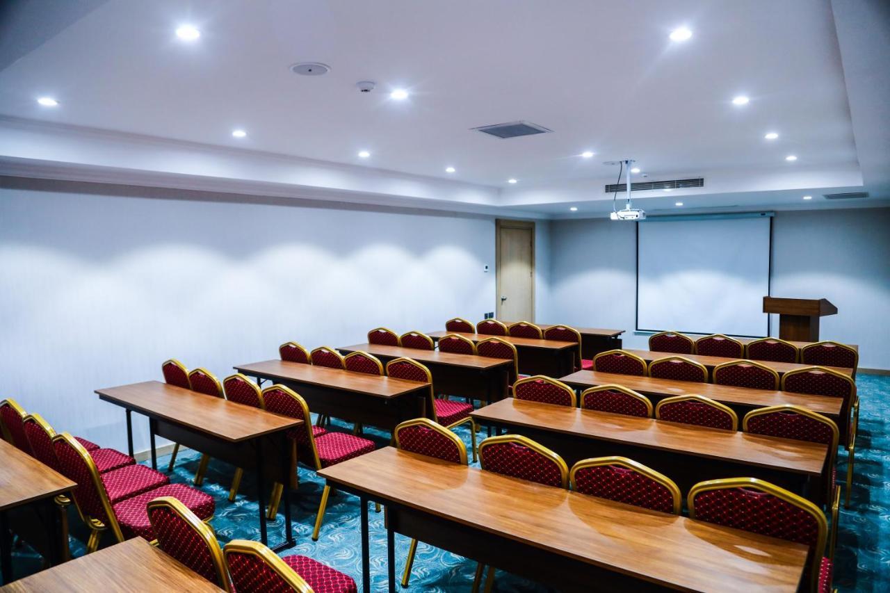 Iris Hotel Baku - Halal Hotel ภายนอก รูปภาพ