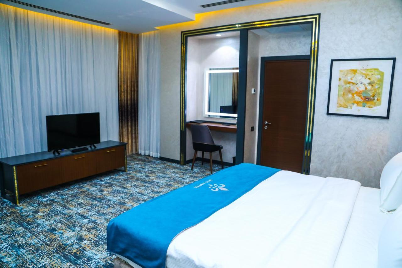 Iris Hotel Baku - Halal Hotel ภายนอก รูปภาพ