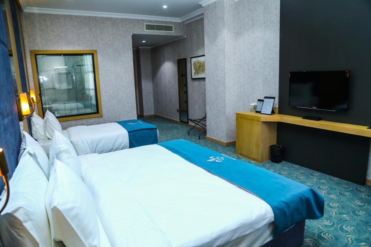 Iris Hotel Baku - Halal Hotel ภายนอก รูปภาพ