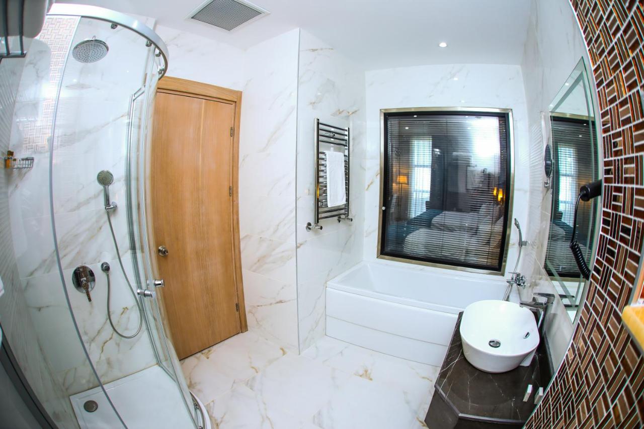 Iris Hotel Baku - Halal Hotel ภายนอก รูปภาพ