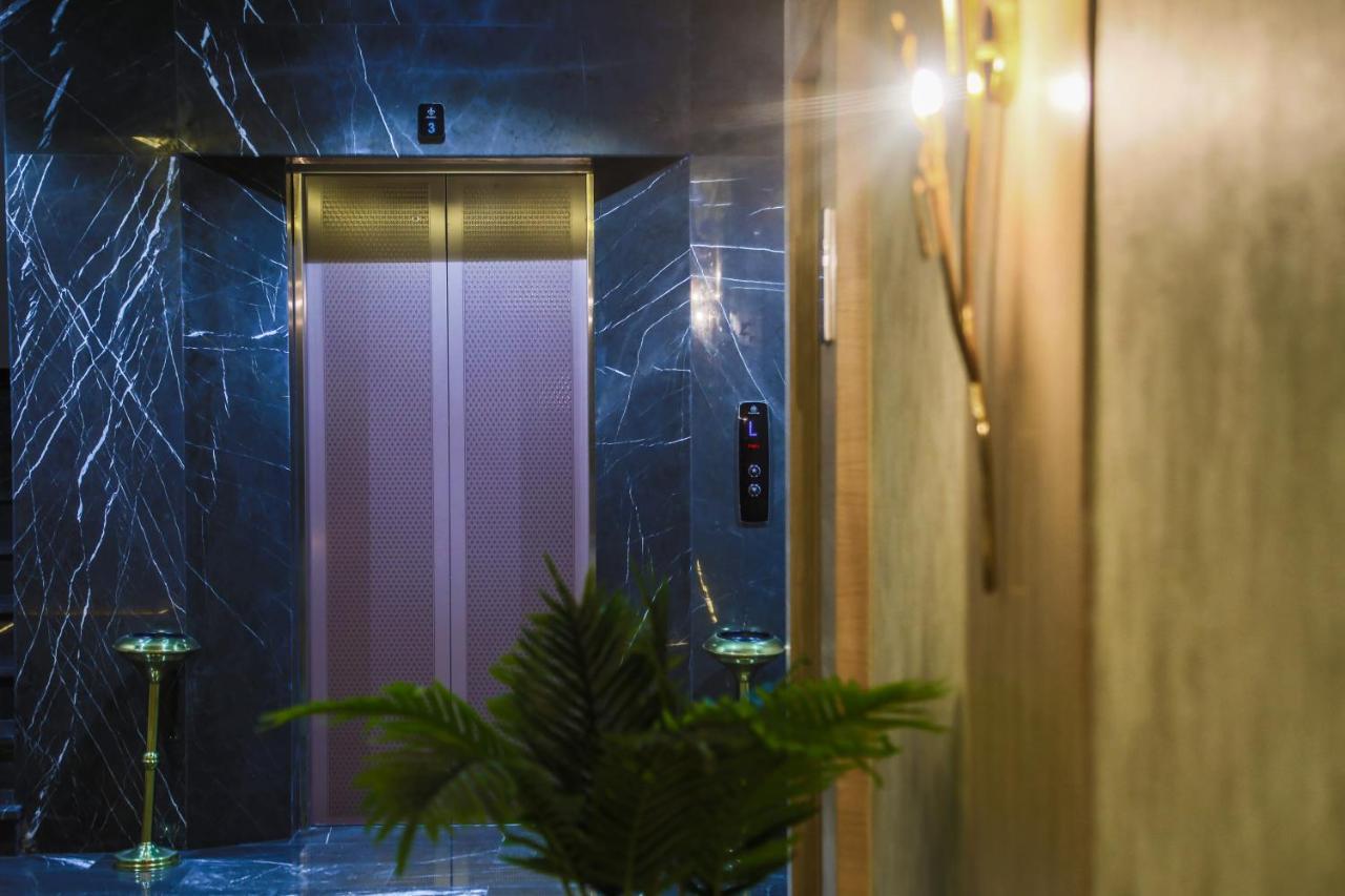 Iris Hotel Baku - Halal Hotel ภายนอก รูปภาพ