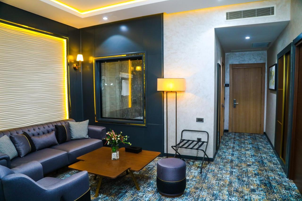 Iris Hotel Baku - Halal Hotel ภายนอก รูปภาพ