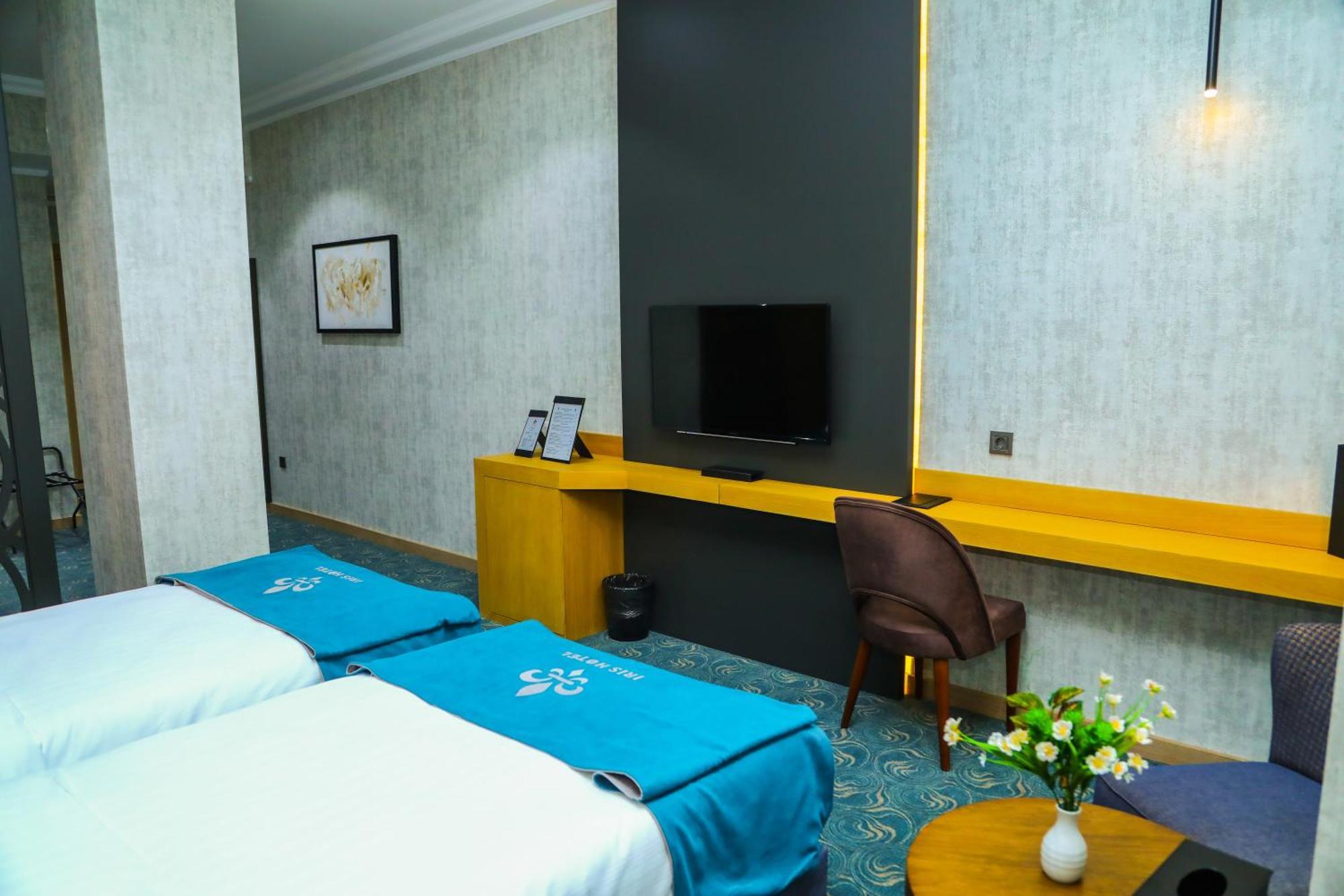 Iris Hotel Baku - Halal Hotel ภายนอก รูปภาพ