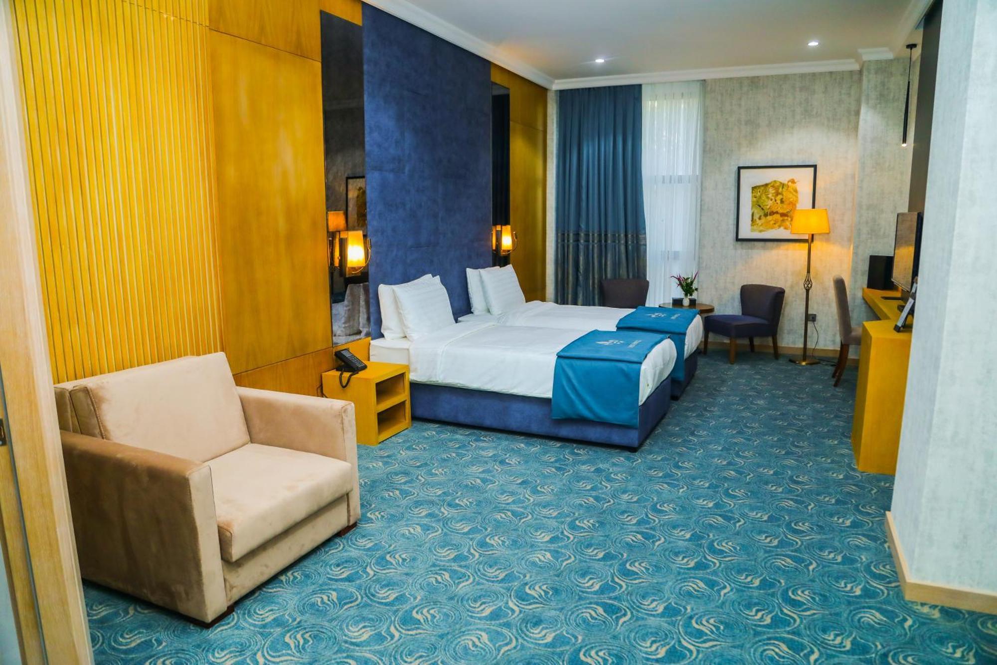 Iris Hotel Baku - Halal Hotel ภายนอก รูปภาพ
